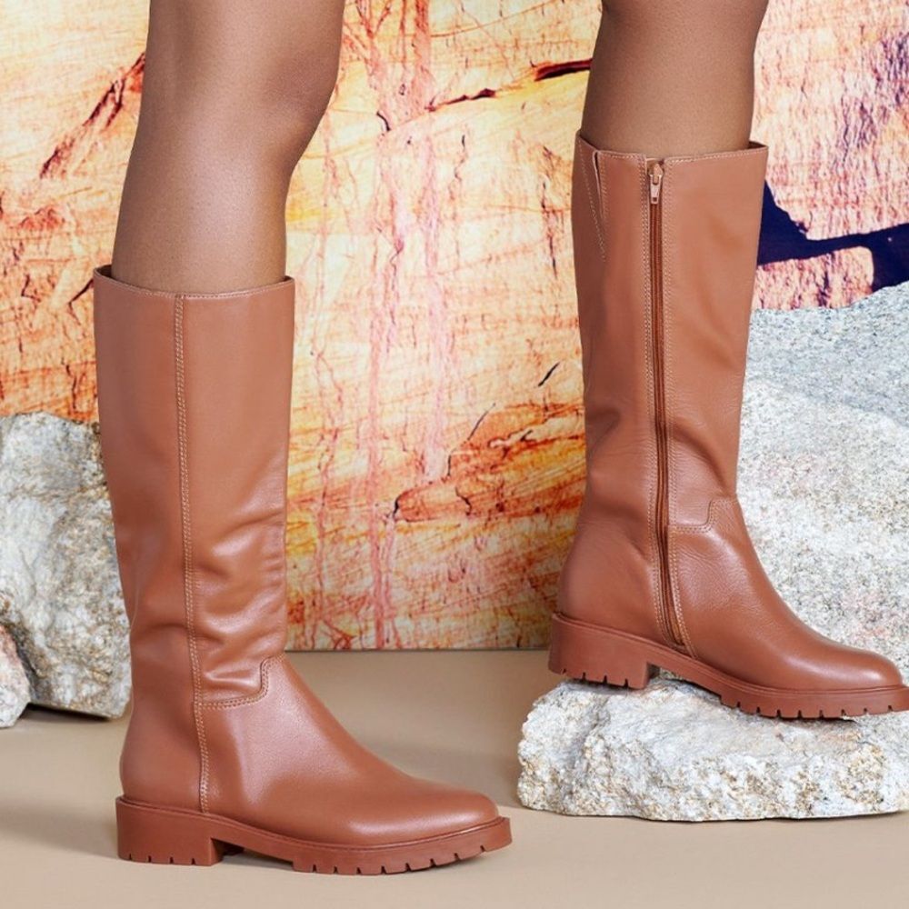 AREZZO Tan lug sole HANNA Leather Boot Sz 8 ECU